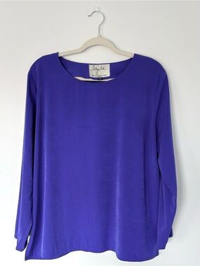 Women’s Purple Loose Fit Shirt Size Medium Minimalist Silk Look